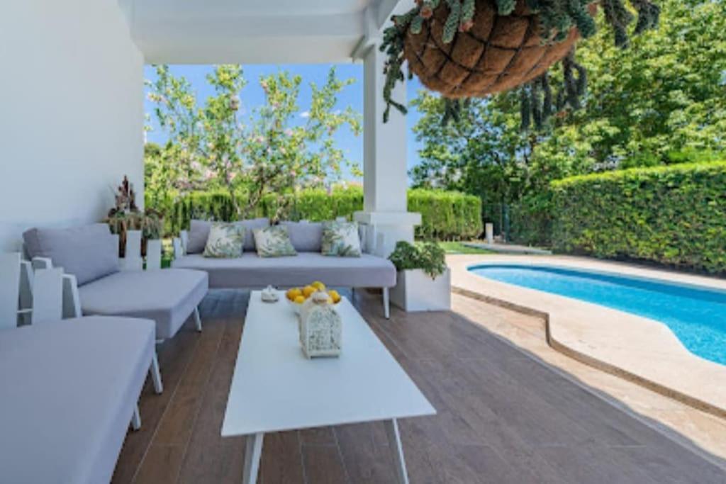 Villa Benalmadena, Av. Del Higueron Buitenkant foto