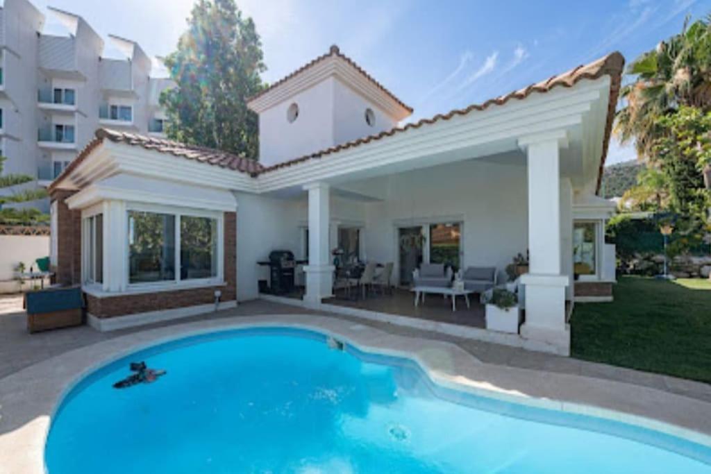 Villa Benalmadena, Av. Del Higueron Buitenkant foto